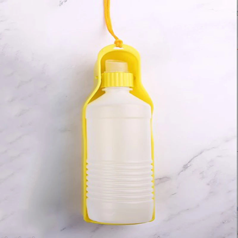 Accompanying water glass Drink water bottle Pet outdoors Portable dog going out water bottle Pet supplies