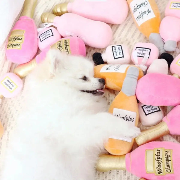 High Quality Plush Dog Toys Bite-Resistant Soft Pet Playing Supplies Wine Bottle Shaped Pet Clean Teeth Chew Toy
